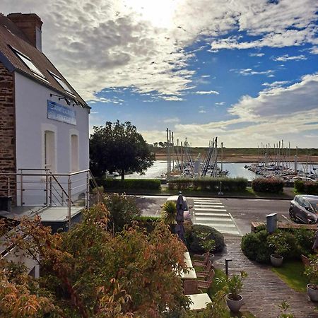 Hotel Traiteur Les Ormes, The Originals Relais Барневіль-Картере Екстер'єр фото