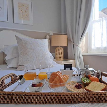 Hotel Traiteur Les Ormes, The Originals Relais Барневіль-Картере Екстер'єр фото